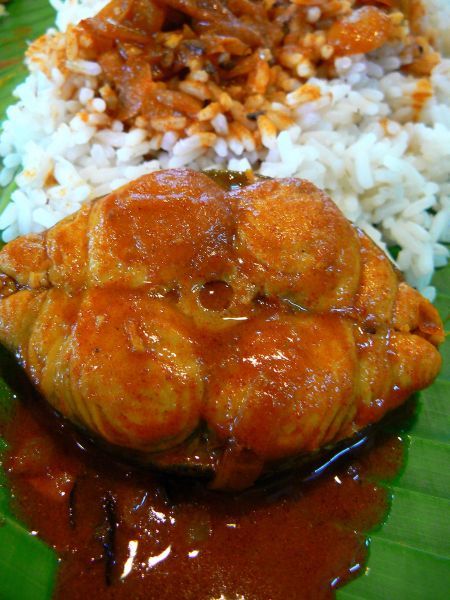 Thai Spicy Catfish /Pad Ped Pladuk recipe - from the ...