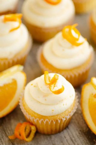 Orange Creamsicle Cupcakes image